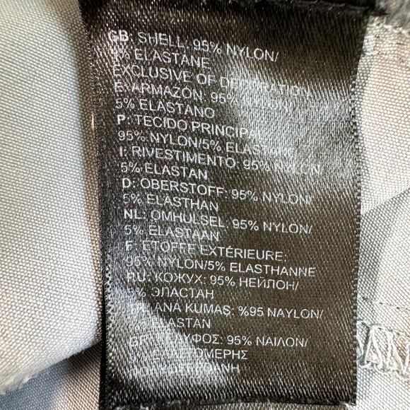 The North Face Women Nylon Stretch Active Shorts Size 12 Lightweight Hiking Gray - Picture 9 of 11